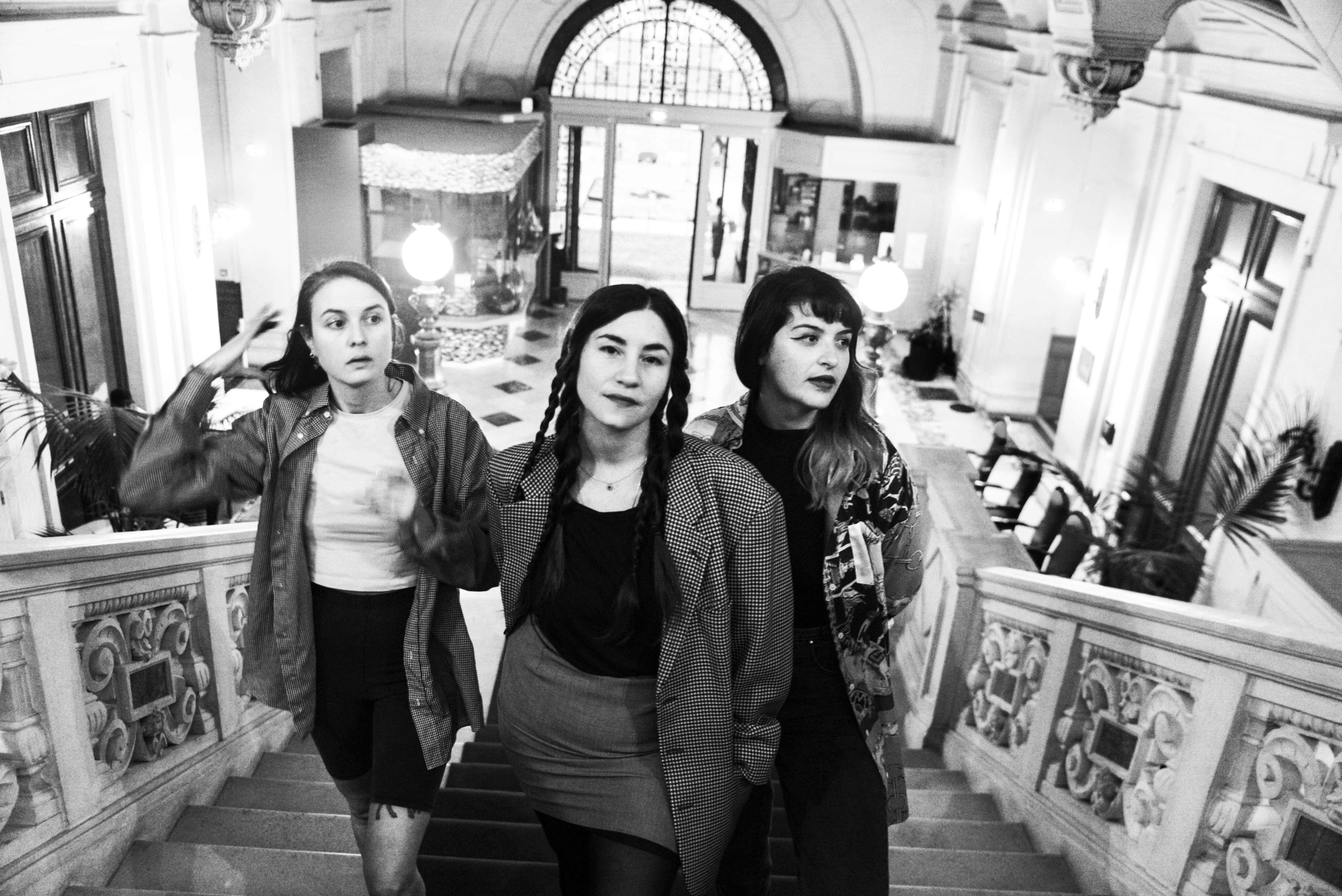 Île de Garde (Release Party) + Full Synthé Mental  + Table ronde : <i>C’est quoi l’indé ?</i>